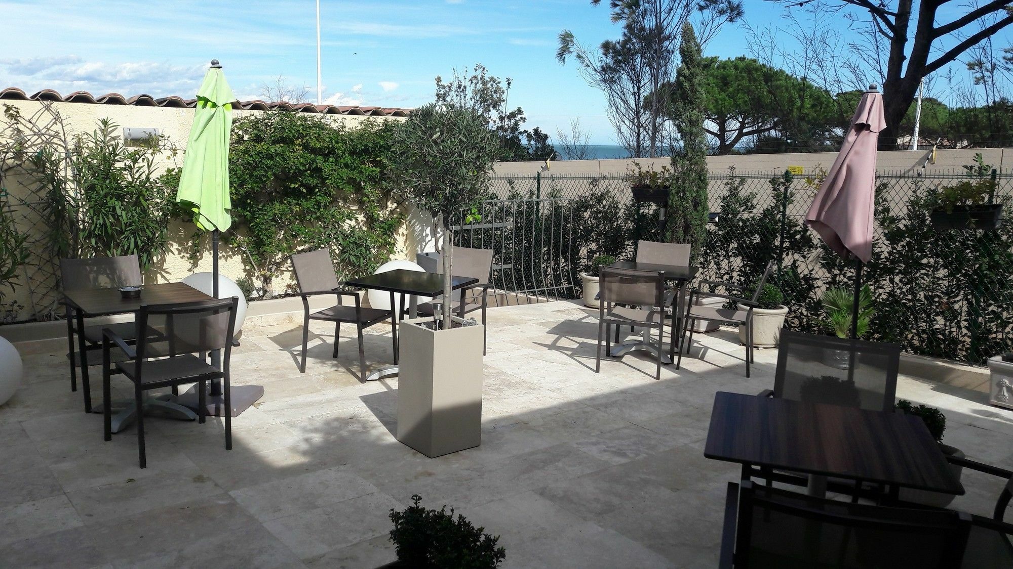 Hotel Miramar- Cap D'Antibes - La Garoupe Plage Exterior foto